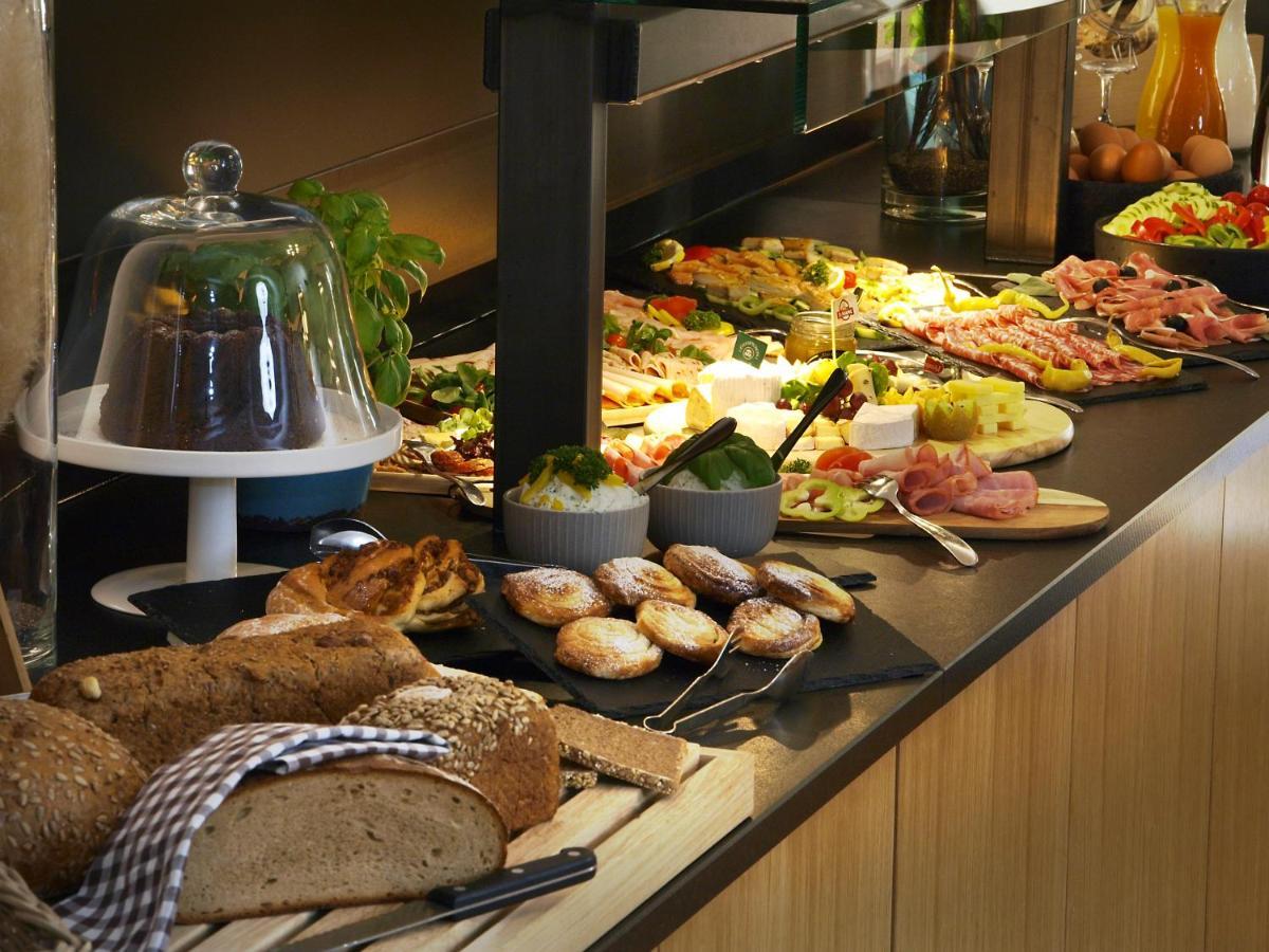 Hotel Restaurant Zum Goldenen Anker Mit Hallenbad & Wellnessbereich Windorf  Kültér fotó